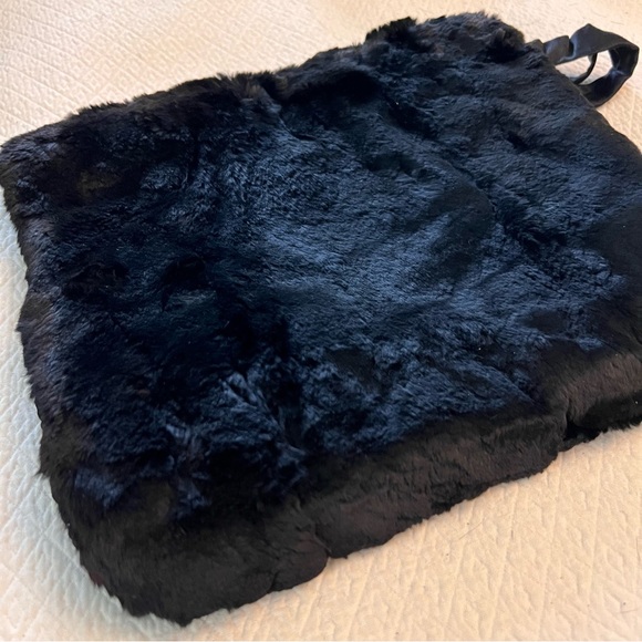 Vintage Genuine Fur Muff with Change Purse - Picture 8 of 8